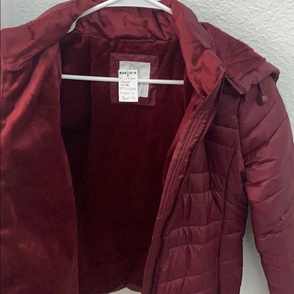 Burgundy jacket - Picture 2 of 4